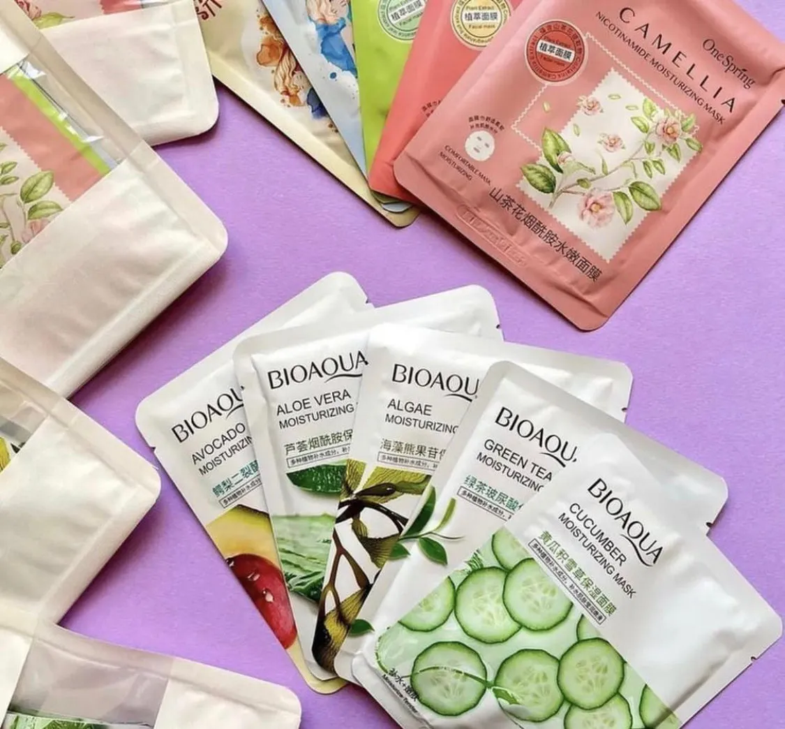 6 Pieces Fruits Face Sheet Mask Moisturizing Brightening Facial Masks ( Random )