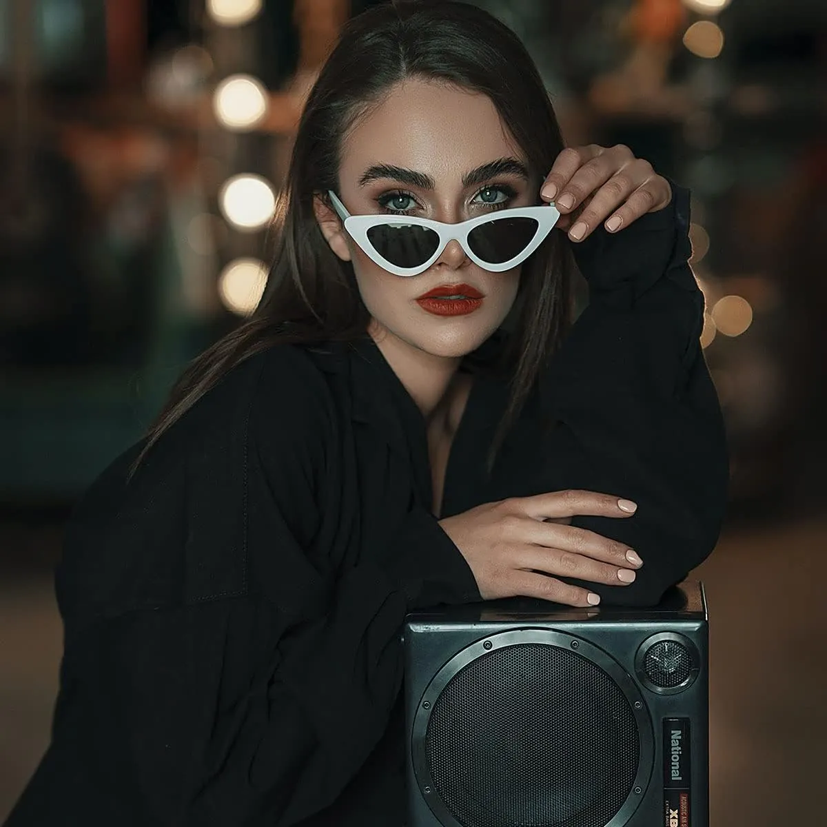Cat Eye Sunglasses for Women Vintage Goggles Plastic Frame Sunglasses