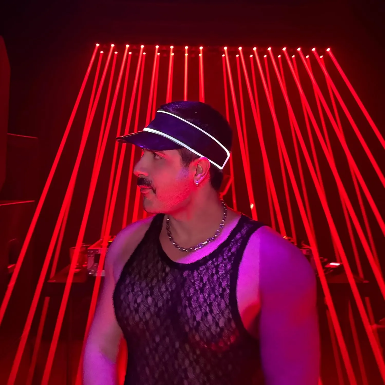 LED Neon Visor Hat Sport Cap - Rechargebale Light Up Rave Hat Festival Accessory Adjustable Retro Sun Visor for Women and Men